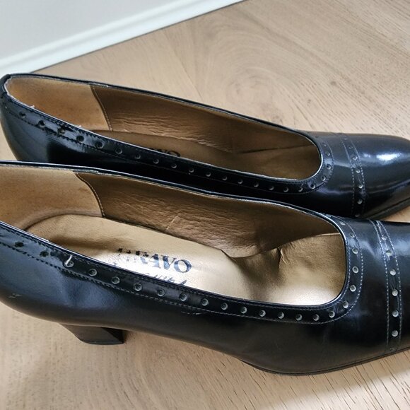 Bravo Browns size 7.5 square toe stacked heels - Picture 4 of 11